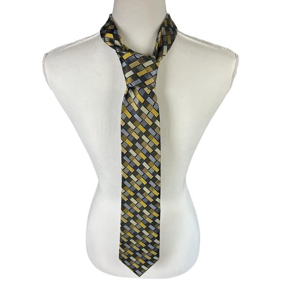 Bugatti Tie Men OS Blue Gray Tan 100% Silk Check Pattern Classic Point Necktie - Picture 1 of 7